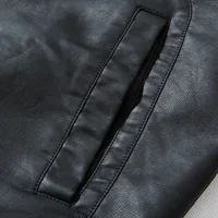 Ветровка из кожзама, выглядит очень брутально, на выбор аж семь разных размеров#5