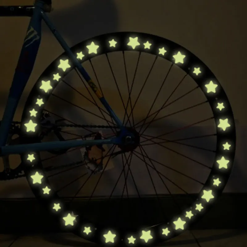 

New 3D Bubble Luminous Stars Moon Dots Wall Sticker Children's Room Decoration Glow Dream Cute Dark DIY combination Stickers Hot