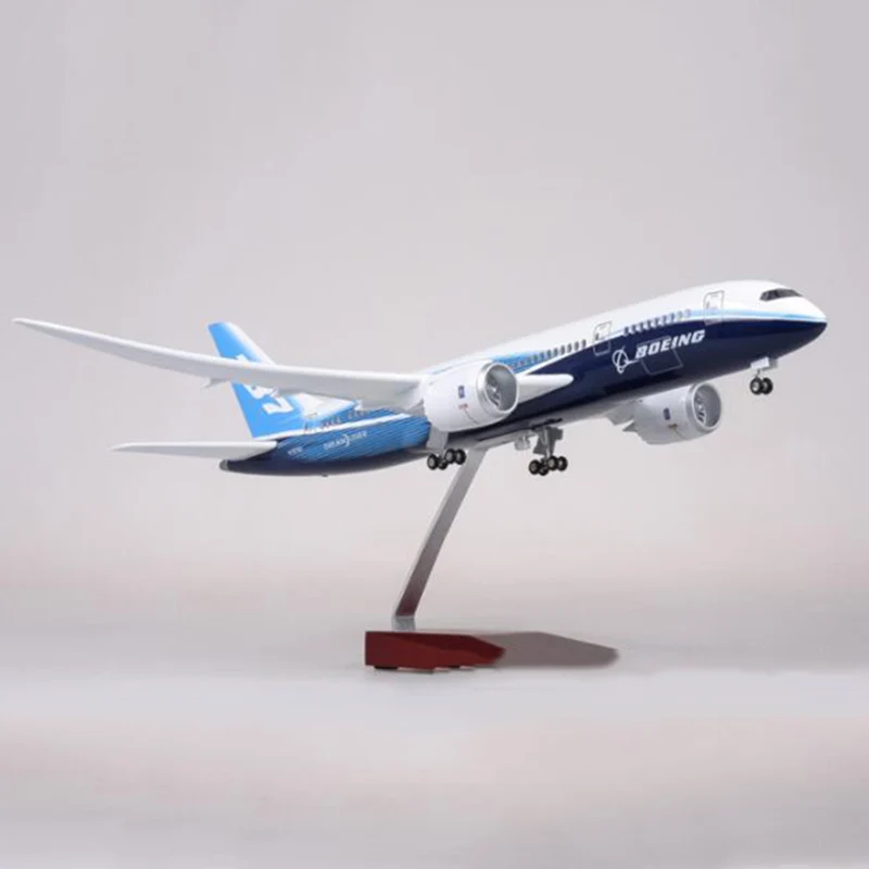 Модель самолета Боинг B787 масштаб 1/130 47 см|Вертолеты самолеты корабли космическая