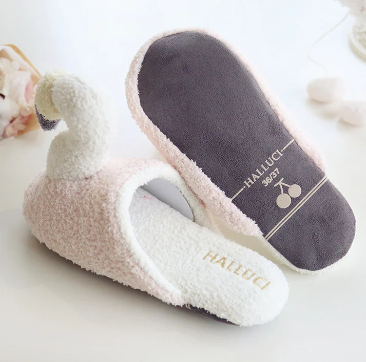 Новинка зимние теплые женские тапочки с фламинго для дома мягкие пушистые