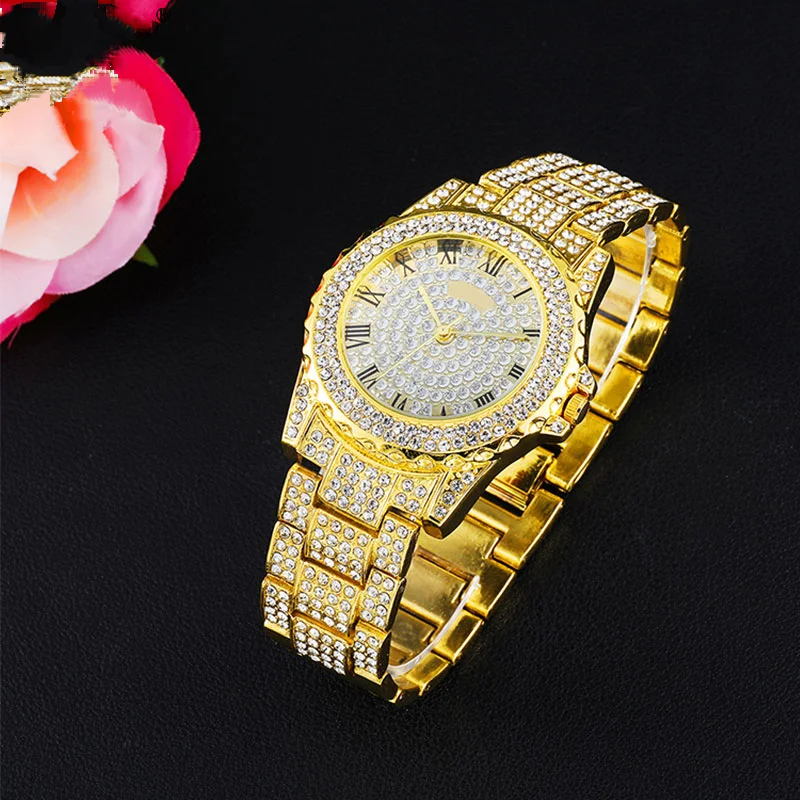 

Hip Hop Luxury Mens Iced Out Watches Date Quartz Wrist Watches With Micropave CZ Alloy Watch For Women Men Jewelry
