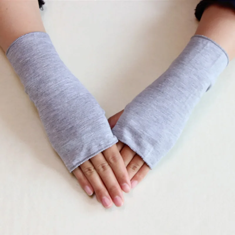 Fashion Women Hand Gloves Warmer Winter Stretch Fingerless Glove Female Sunscreen Half Finger Short Solid Color Mittens |