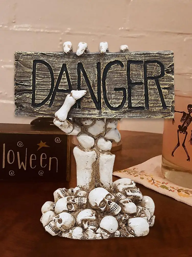 

Halloween Skeleton Ghost Ornament Classic Resin Skull Ghost Hand Street Sign Decor For Garden Lawn Desktop Holiday Party Props