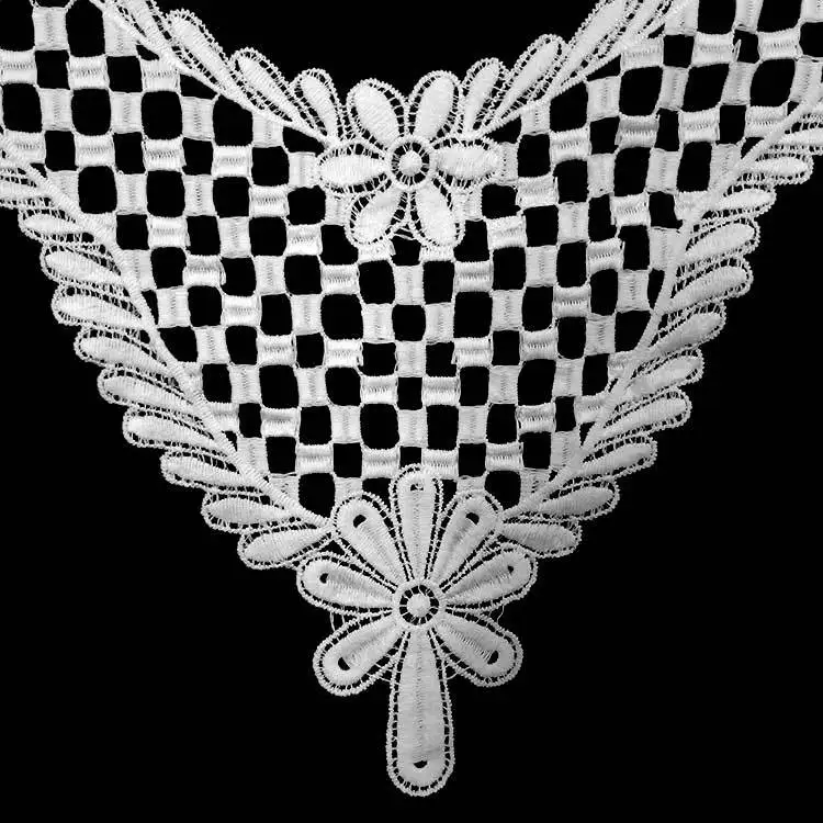 Красивые белые цветы кружевной воротник декольте Вышивка аппликация платье