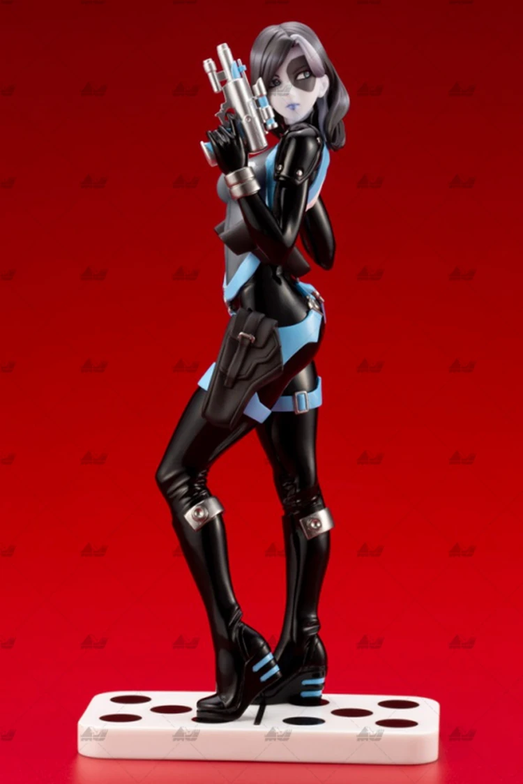 

1/24 75mm 1/18 100mm Resin Model Kits Battle Girl Unpainted No Color RW-213