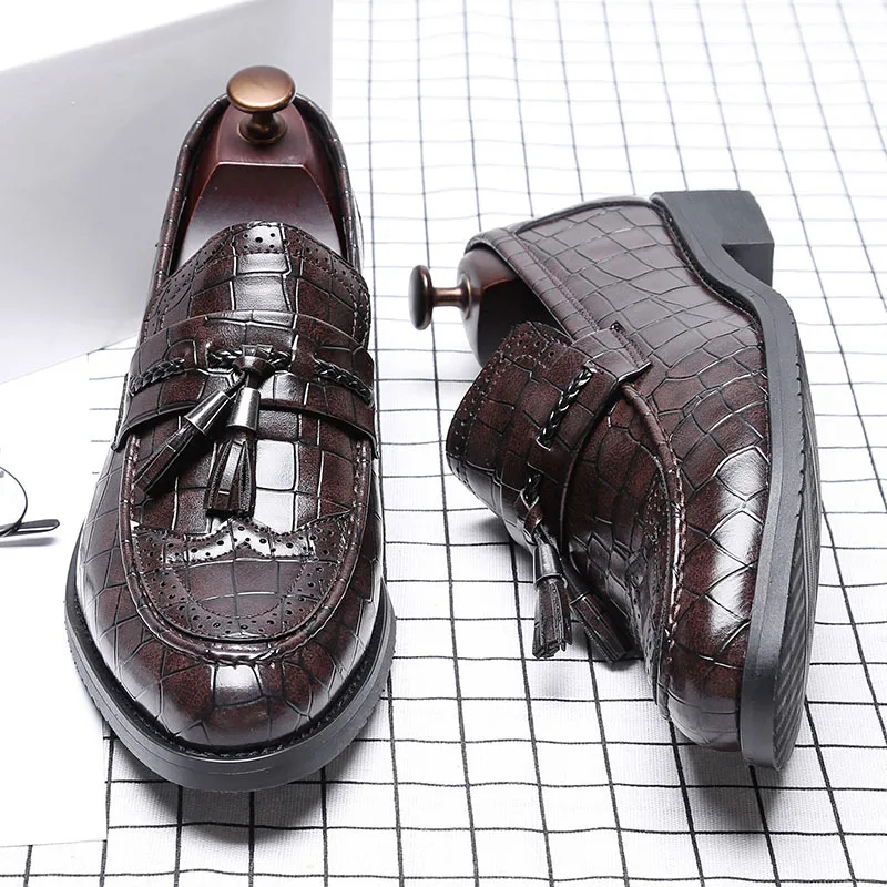 Мужские Кожаные броги без застежки черные винтажные лоферы в британском стиле