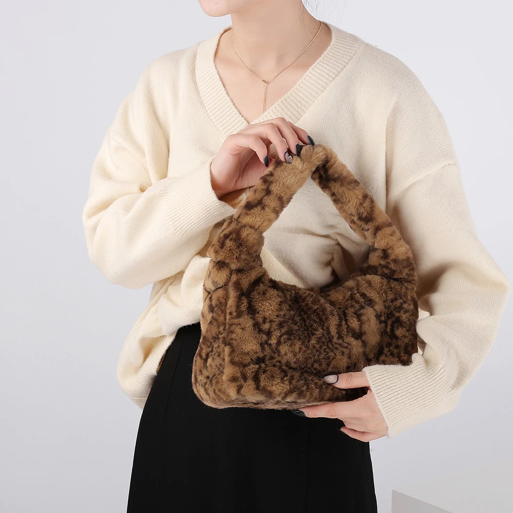 

Plush Soft Underarm Shoulder Messenger Bag Shoulder Fluffy Women Totes Fashion Casual Soft Crossbody Bags Clutch Bag