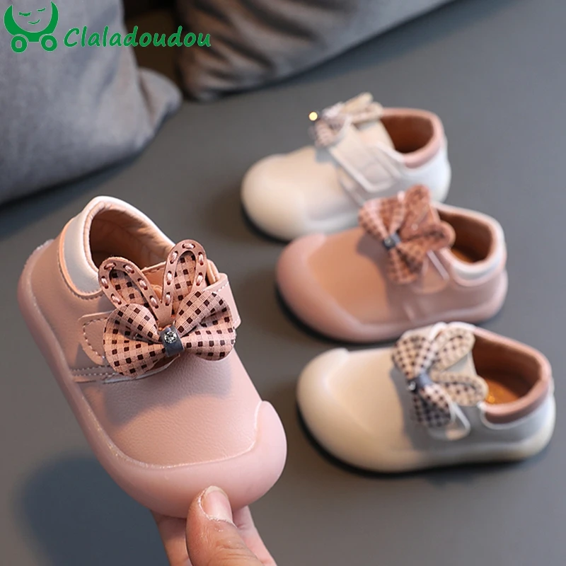 

Обувь для маленьких принцесс 11,5-13,5 см, обувь для первых шагов девочек, кожаная обувь с мягкой резиновой подошвой, нескользящая обувь для мал...