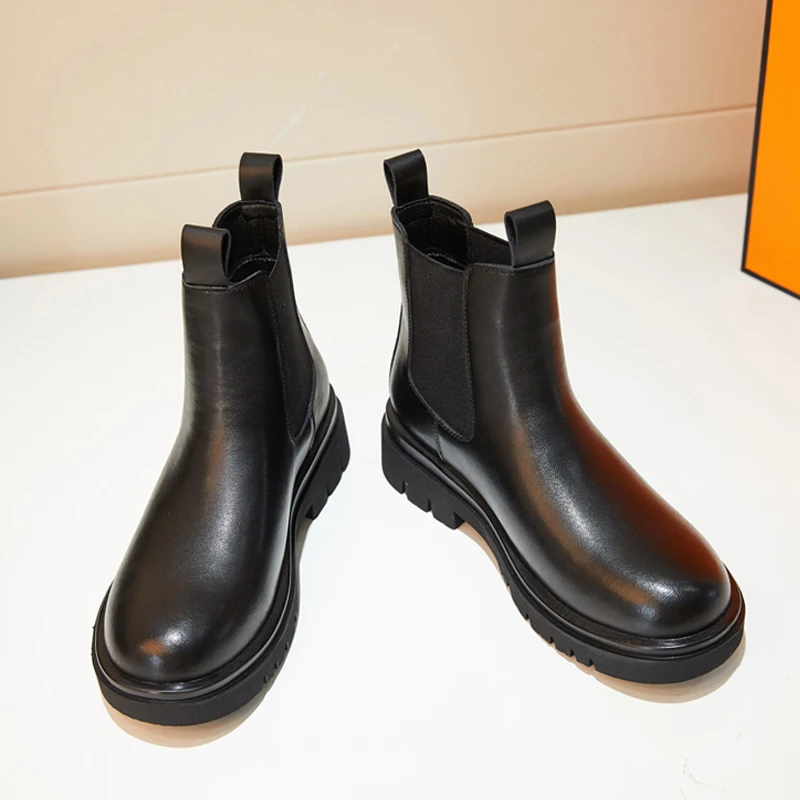 

Women Boots Genuine Leather 2021 Fashion Autumn Or Winter New Black Shoes Female High Quality Flat Ankle Chelsea Boots For Women