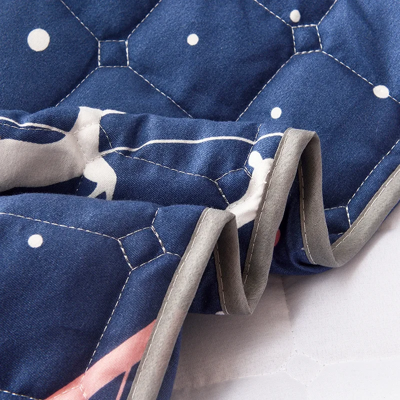 Утолщенный стеганый матрас наматрасник для двуспальной кровати простыня с