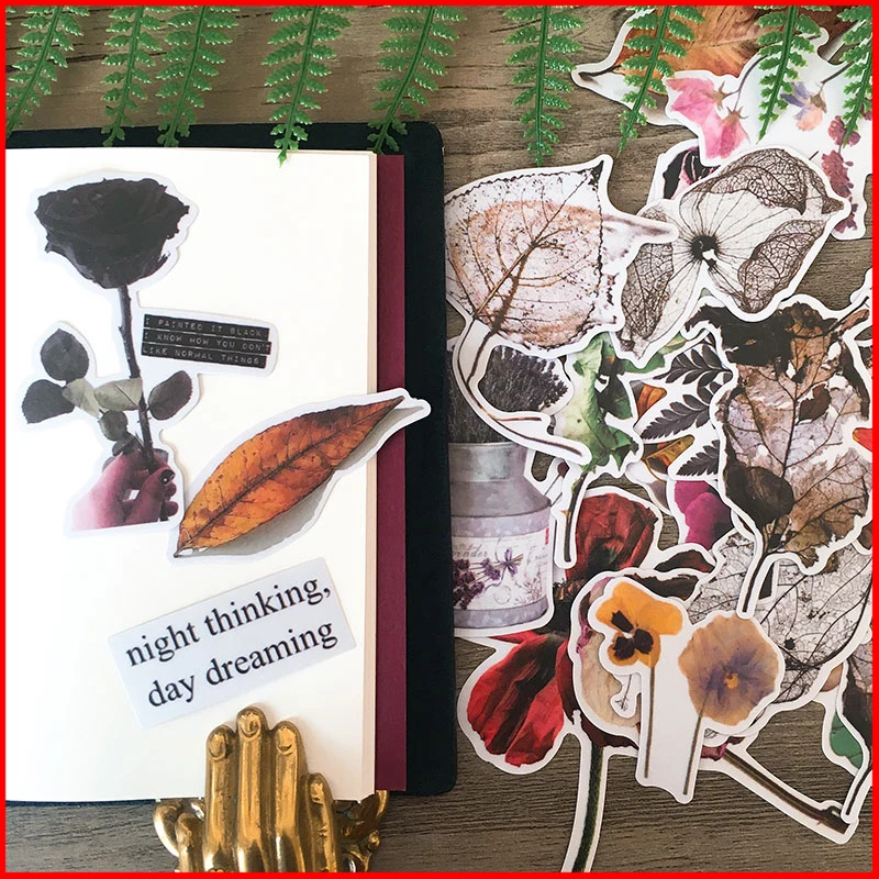 Сушеные цветы оставляют винтажный персонализированный альбом для стикеров
