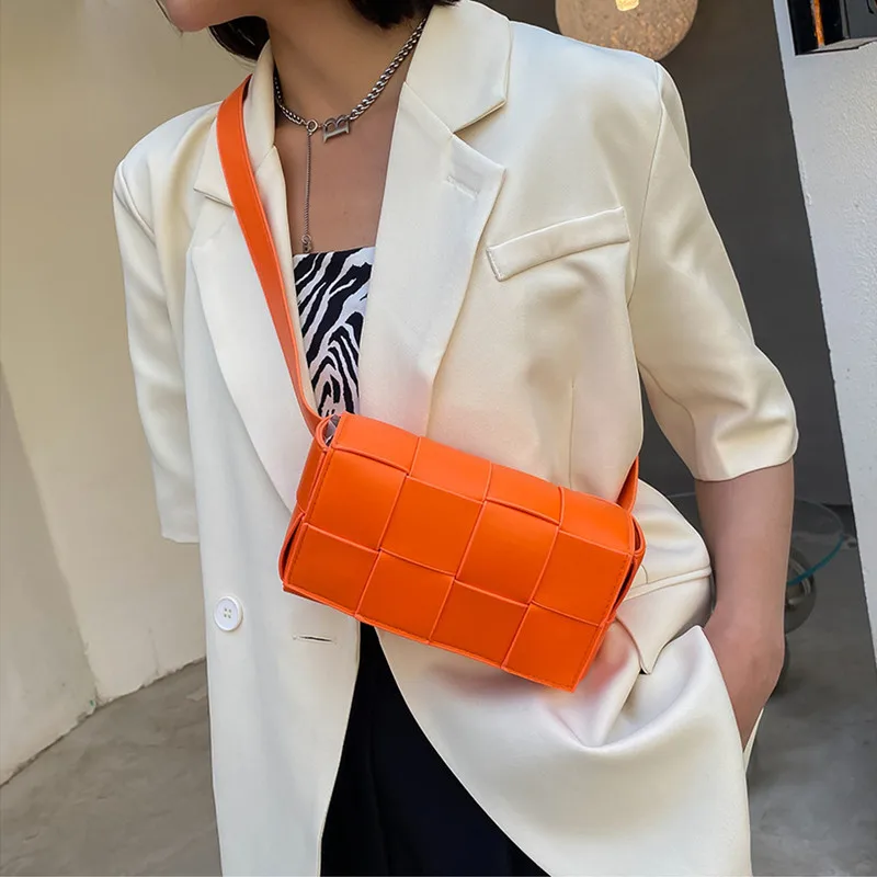 

Bag Women Crossbody Lady Chest Weave Leather Flap Adjustable Shoulder Messenger Bags Female Simple Small Handbag Purse Waist Bag