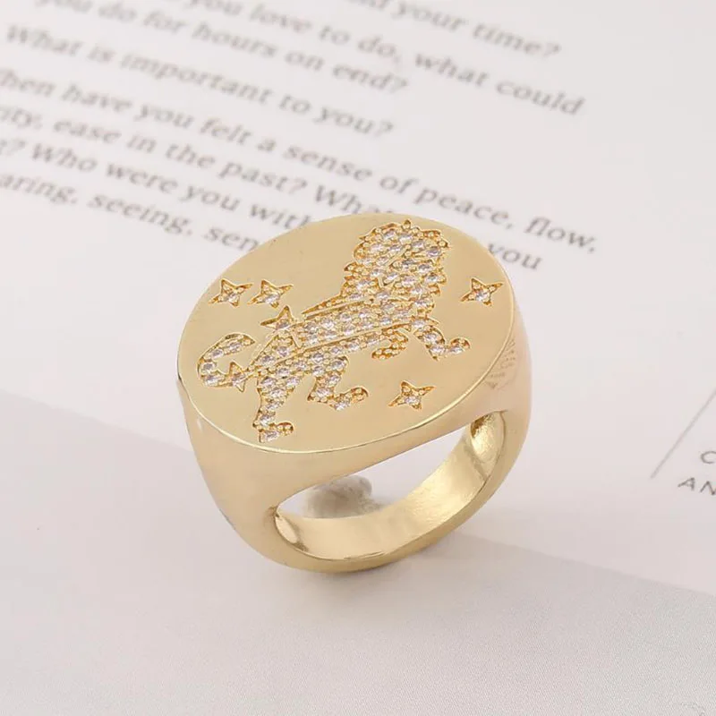 

Unique Gold Lion Animal Totem Shiny Star Pattern Copper Ring Inlaid Rhinestone Zircon Round Women Men Party Fashion Jewelry