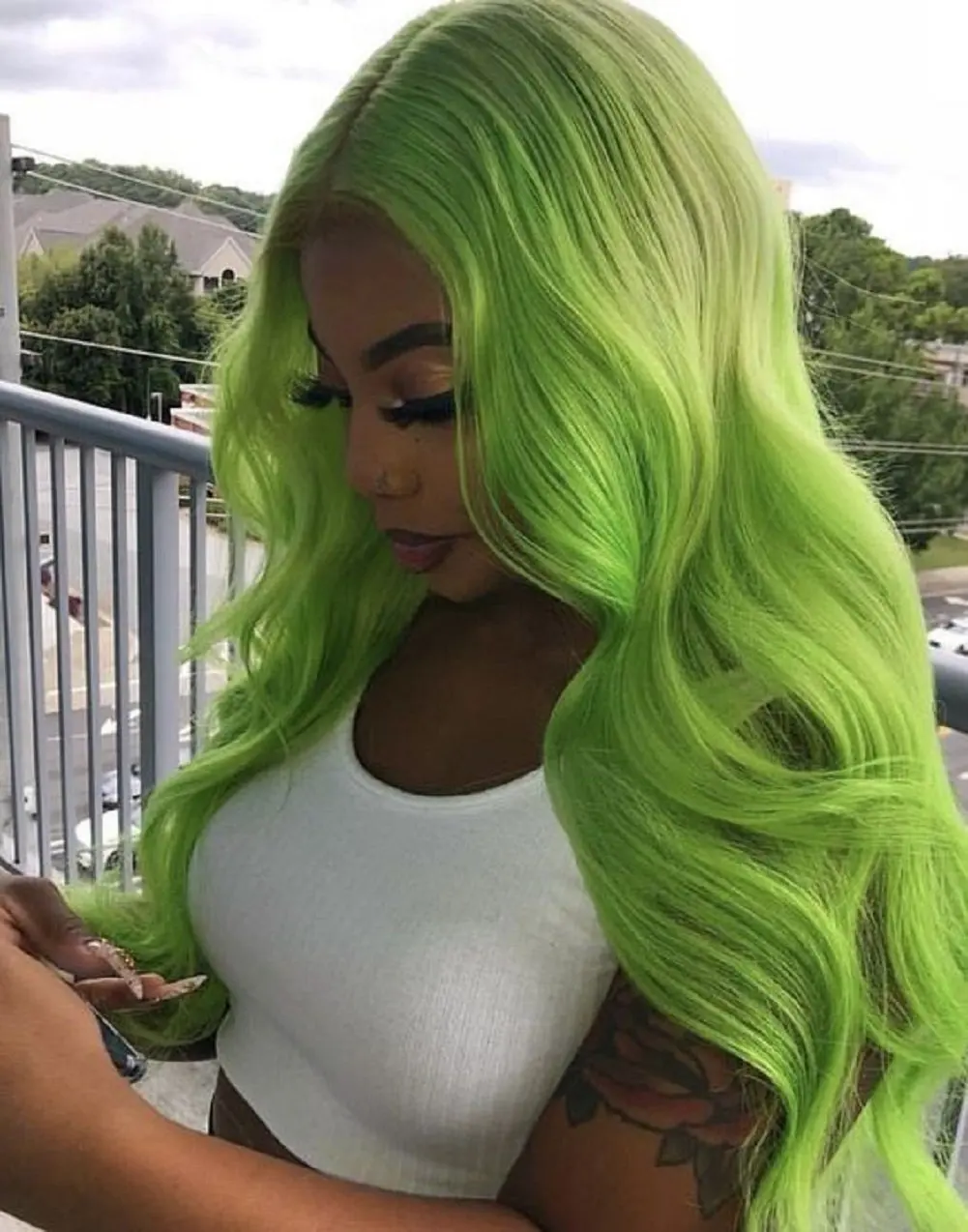 

Green Body Wave Virgin Human Hair Green Body Wave Lace Front Wigs for Women 180 Density