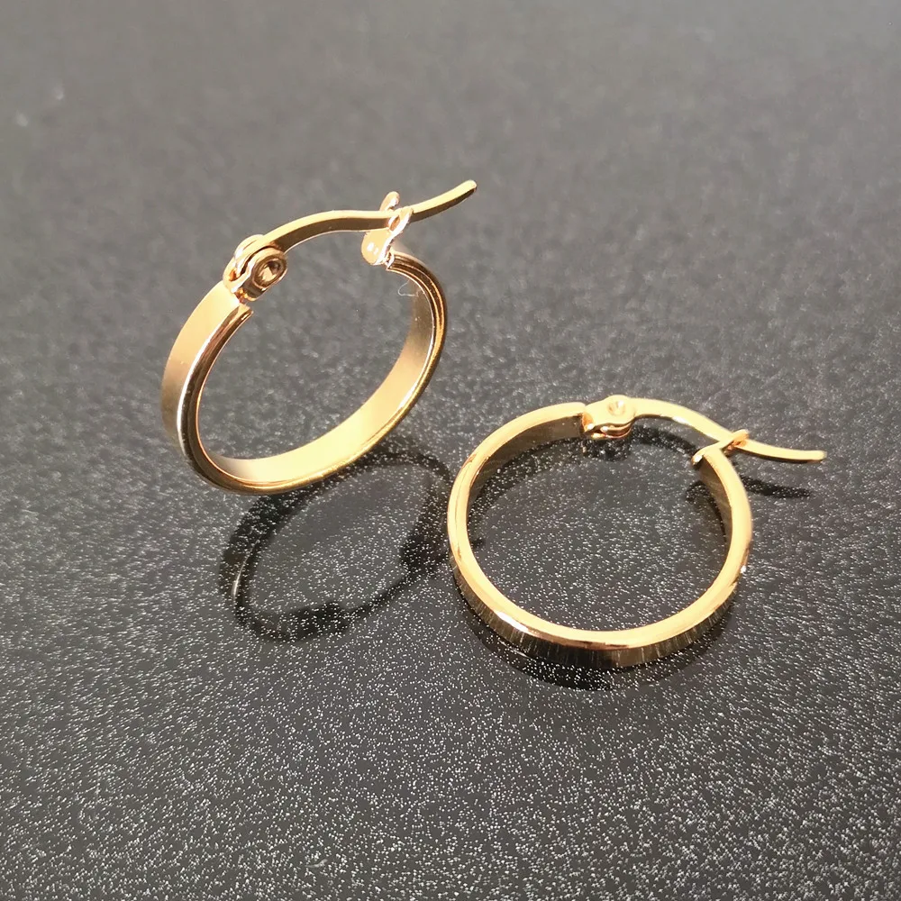 

316 L Stainless Steel 20mm Circle Hoop Earrings Vacuum Plating Good Quality No Easy Fade Allergy Free Gold Color