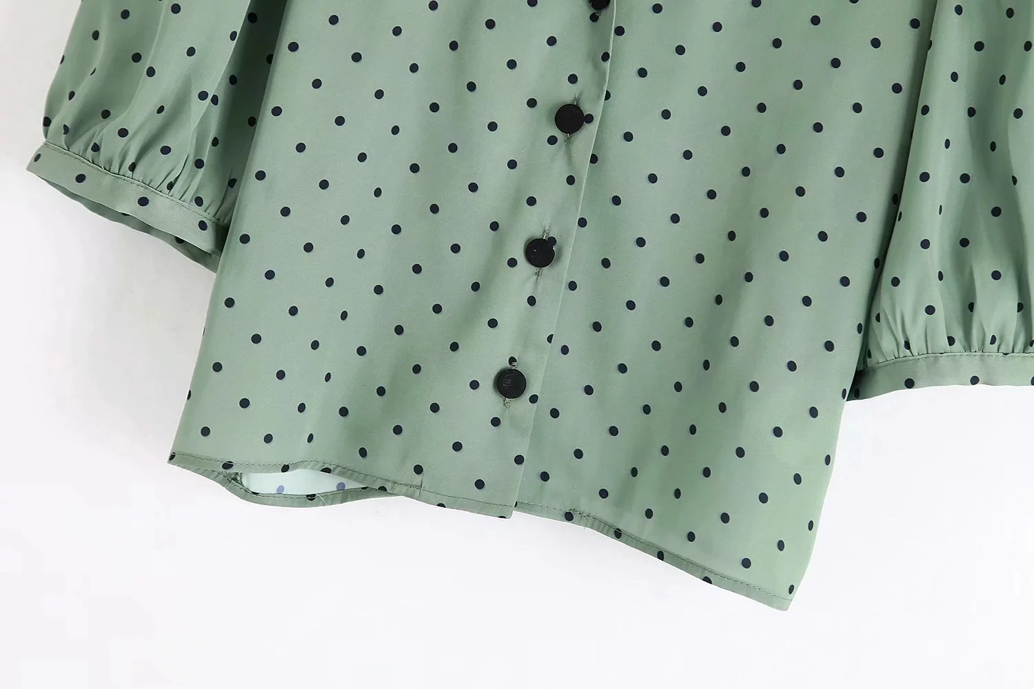 Женские атласные блузки с коротким рукавом рубашка в черный горошек зеленые топы