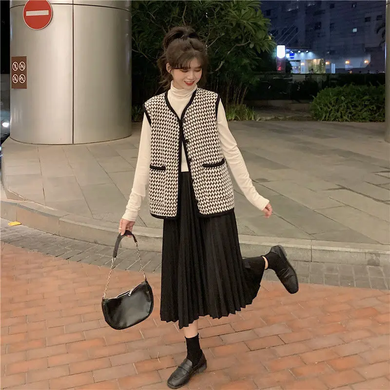 

Women Vests Plaid Elegant V-Neck Autumn Pockets Sleeveless Streetwear French All-match Retro Loose Female Waistcoats Fashion Ins