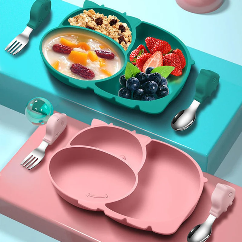 

Cow Silicone Baby Feeding Suction Plate Silicone Kids Bowl For Breakfast Baby Eating Tableware Set With Spoon Fork Baby Dishes