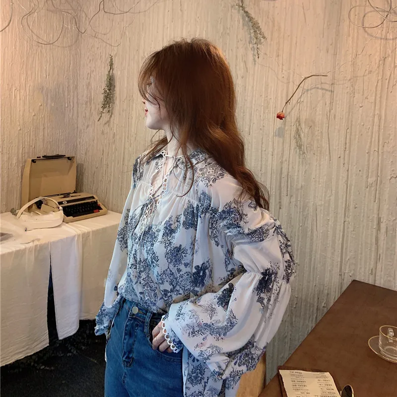 

KUSAHIKI Blouses Women 2021 Spring New Printing Shirt Causal Lace Up V-neck Long Sleeve Blusas Korean Loose Tops Mujer 6F295