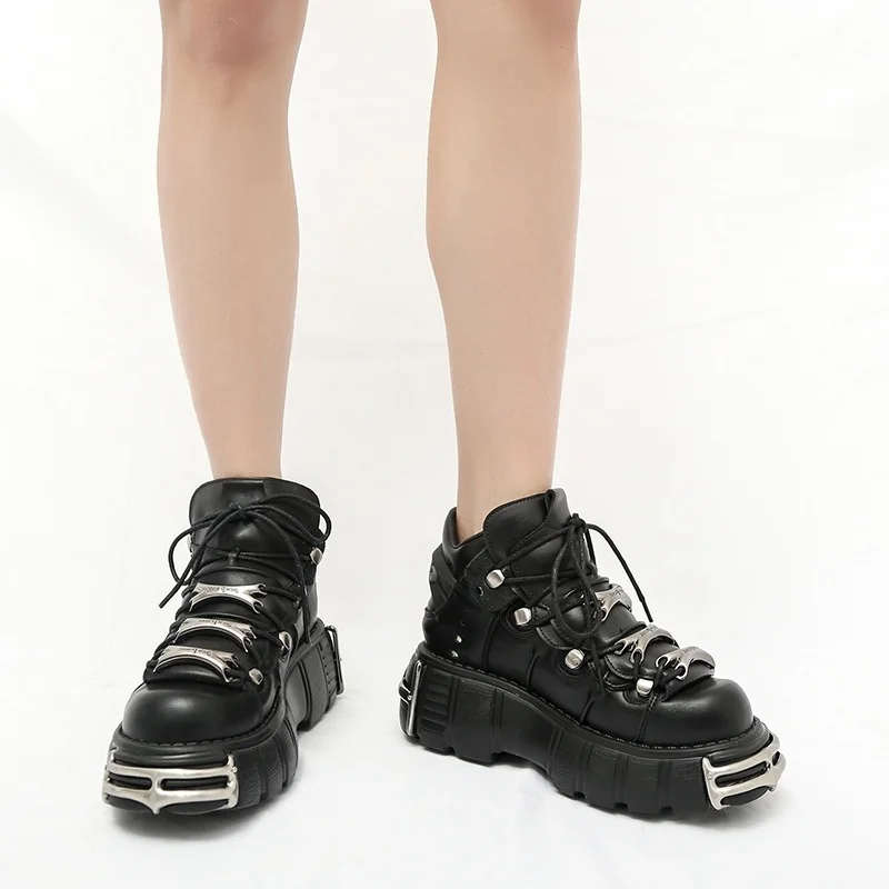 

same style 2021 autumn new British Style Lace Up Shoes metal shoes punk thick soled shoes women's shoes