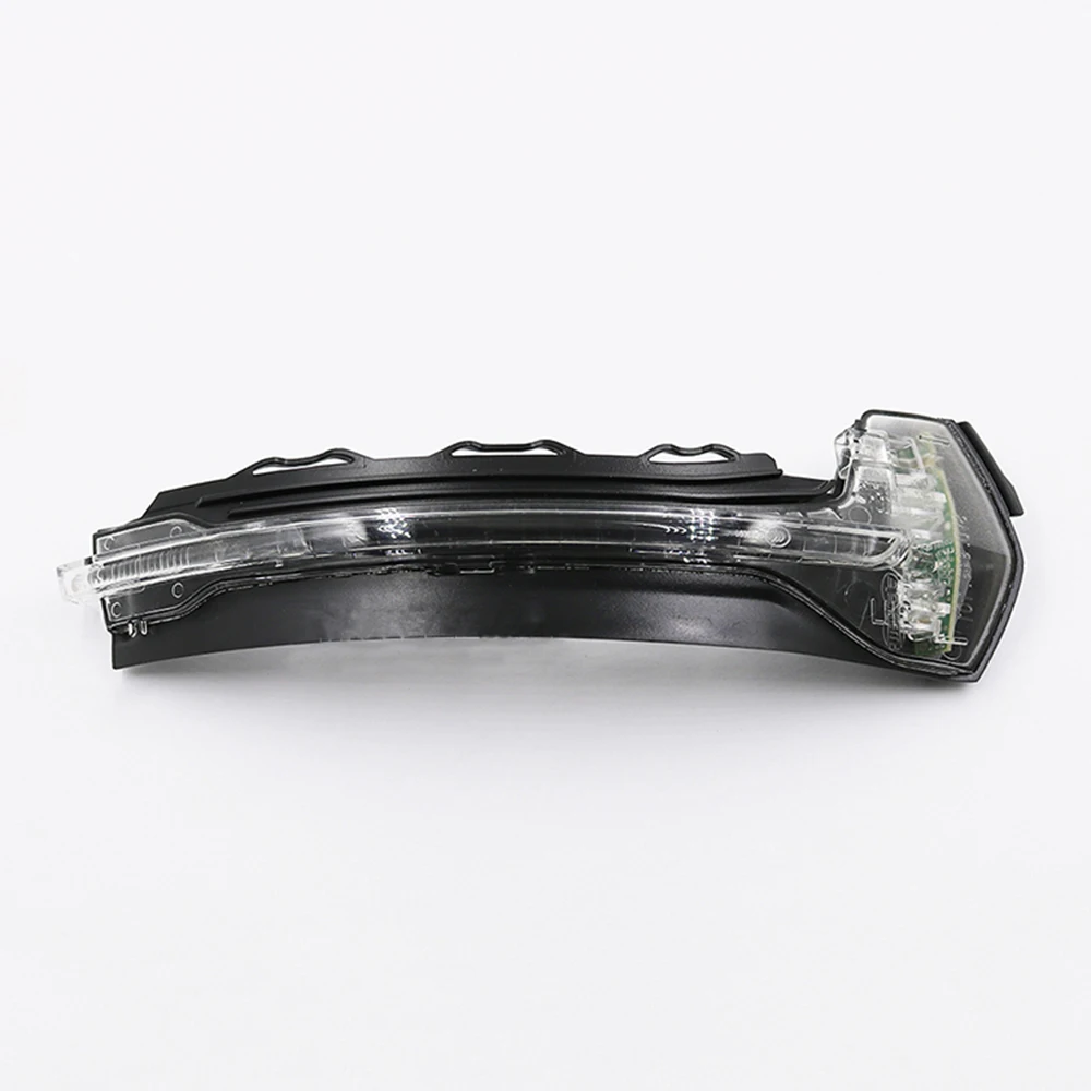 Автомобильный зеркальный светильник заднего вида с поворотным сигналом и