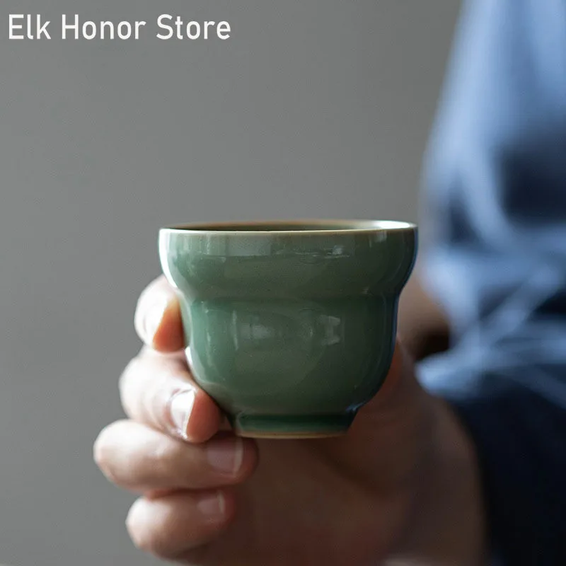 125ML Yue Kiln Celadon Tea Cup Creative Gourd Shape Ceramic Single Master Cup Japanese Mug Household Kung Fu Teaware Accessories