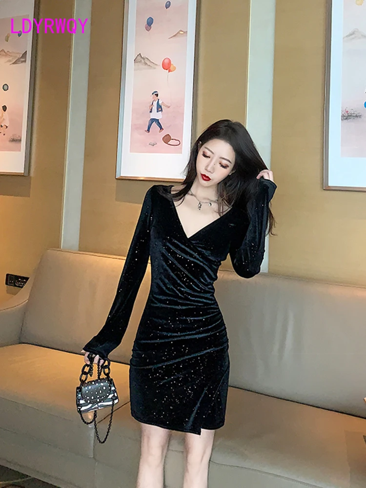 

[LDYRWQY] Autumn and winter new fashion closed waist split bag hips were thin and shiny bottom velvet dress women