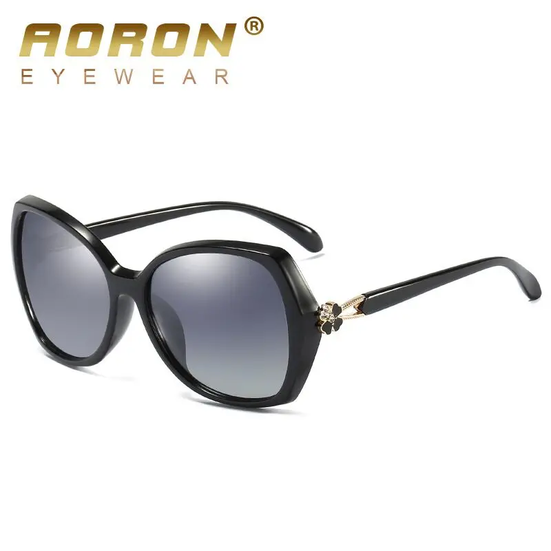 

New Luxury Sunglasses Women Inlaid Rhinestone Polarized Sunglasses Ladies Women Sunglasses Color Lenses Diamonds fashion A1890