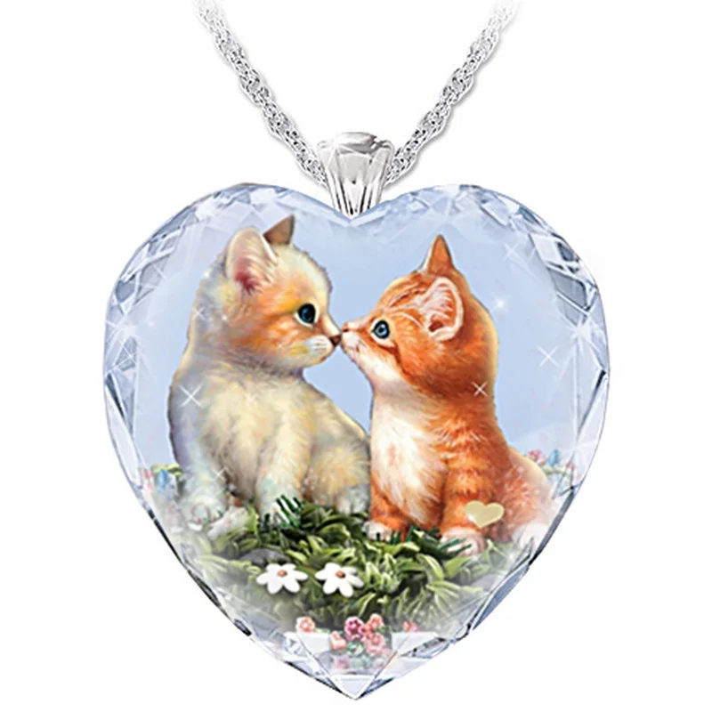 

Fashionable Women's Heart-Shaped Crystal Kitten Necklace Exquisite Crystal Pendant Necklace Cute Kitten Fashion Lady Jewelry