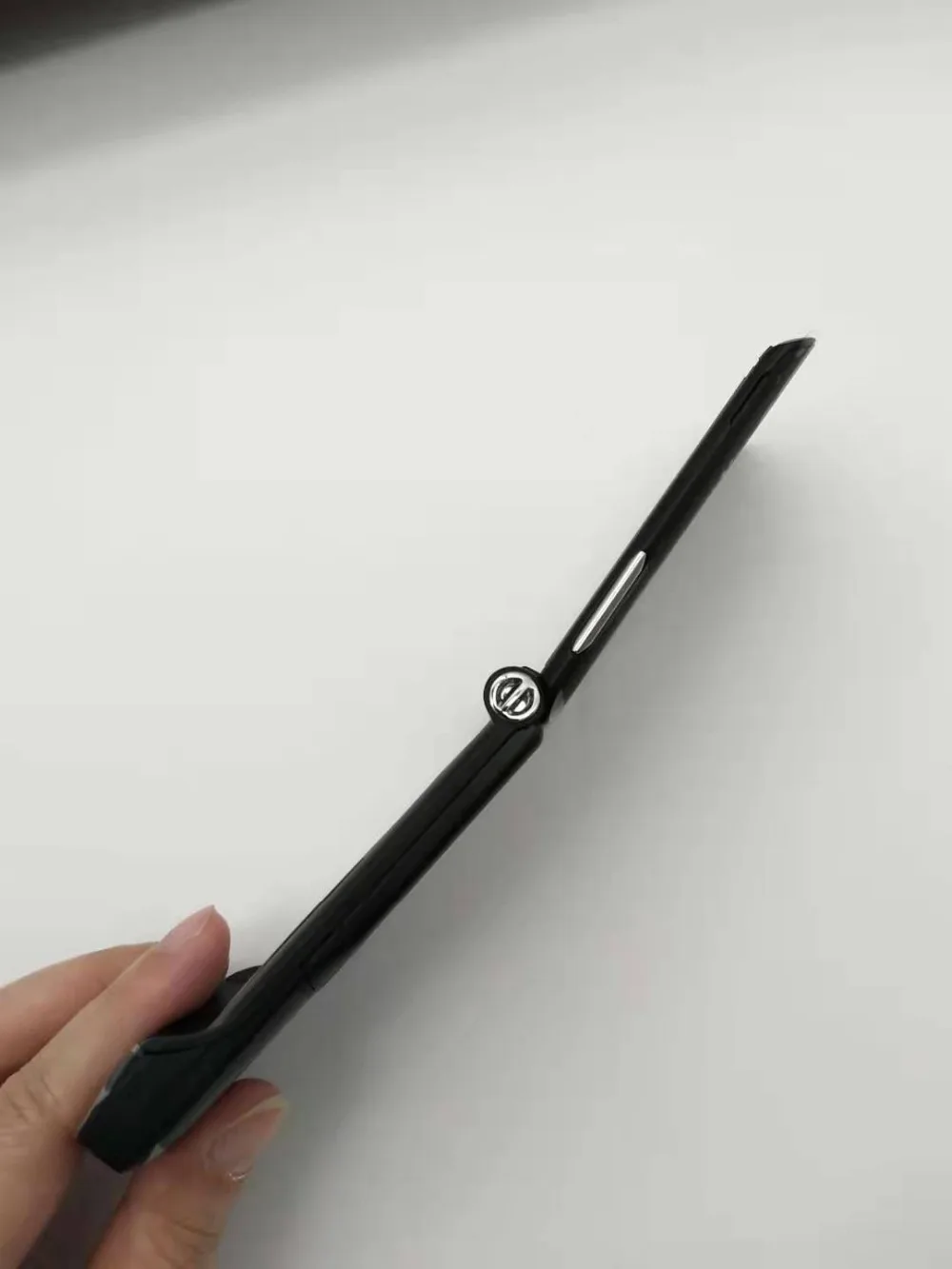 Щепка Цвет~ Всемирная версия флип диапазона квада GSM Motorola DROID Razr V3 мобильного телефона один год гарантии