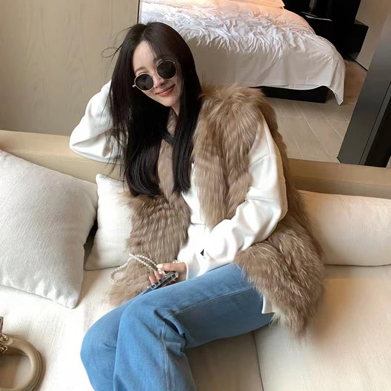 

2021 Fashion Fur Strip Sewed Women Spring Autumn Real Silver Fox Fur Vest Waistcoat V-neck Real Fox Fur
