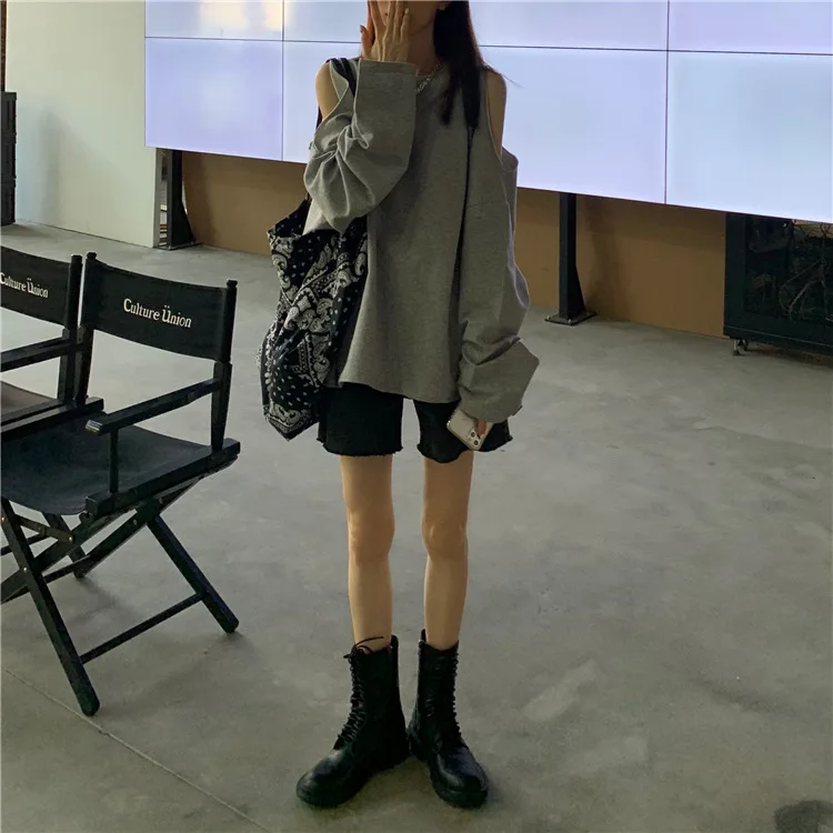 

L Slit Sense of Design Long-sleeved T-shirt Female Early Autumn Korean-style Online
