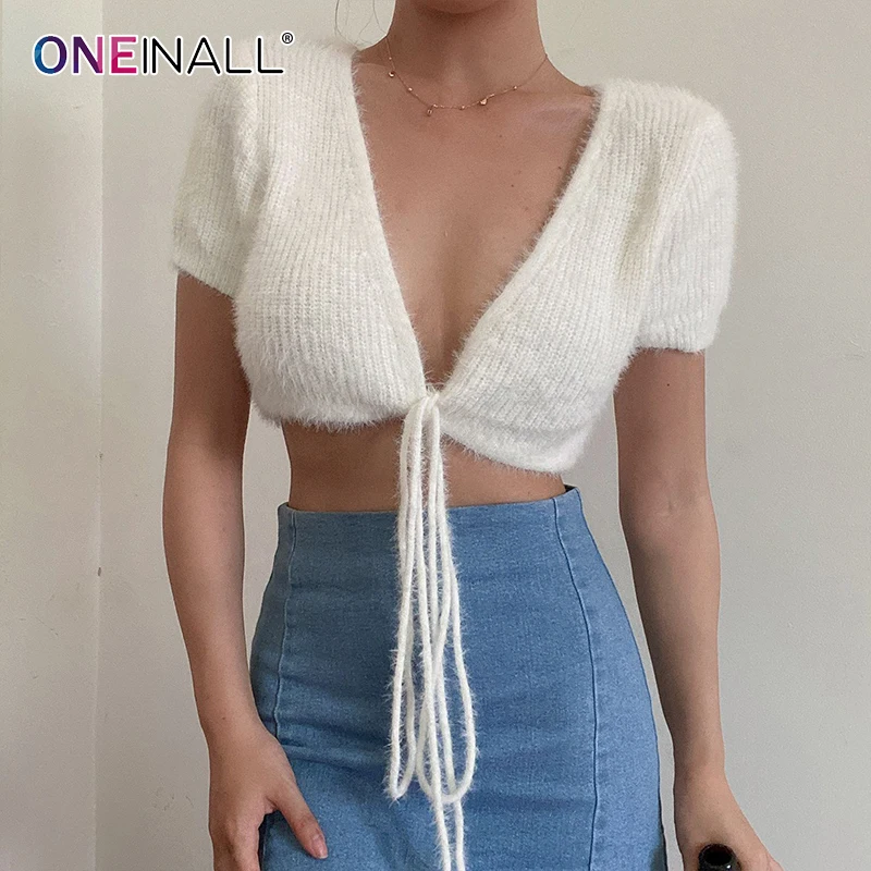 

Женская трикотажная футболка ONEINALL, белая однотонная футболка с V-образным вырезом и коротким рукавом, на шнуровке, в минималистичном стиле, ...