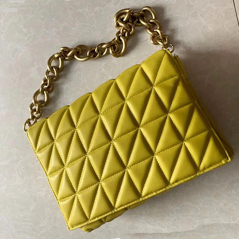 

Branded Women's Shoulder Bags 2020 Thick Chain Black Flap Quilted Shoulder Purses And Handbag Women Hobos Bag Ladies Pillow Bag