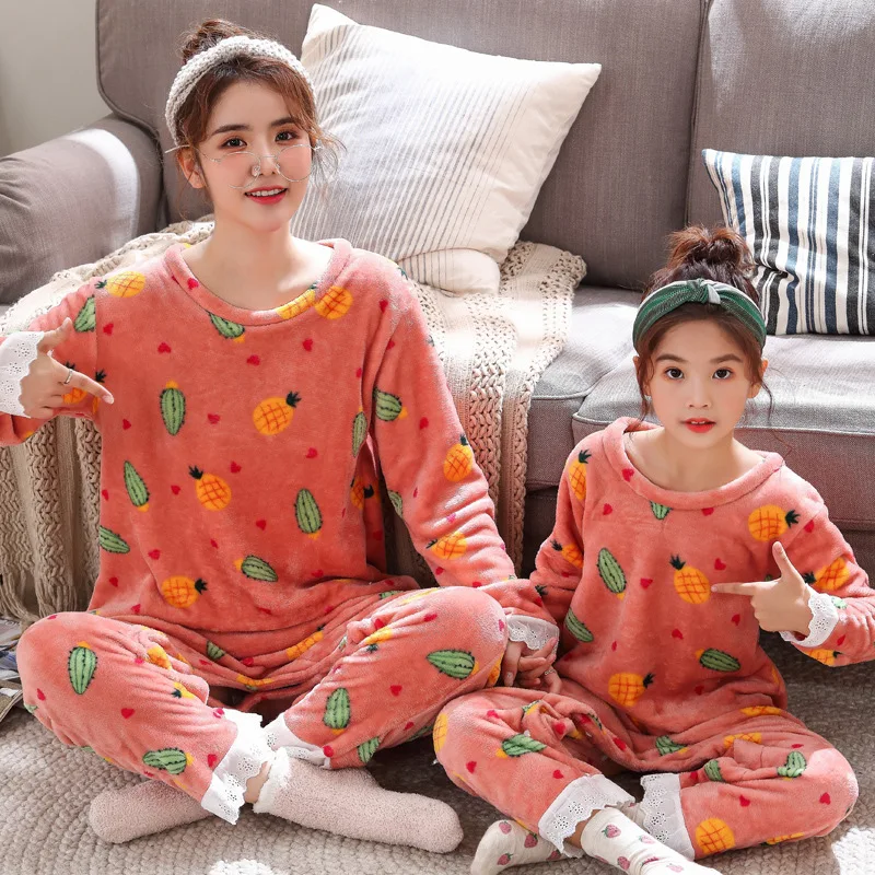 Сочетающиеся рождественские пижамы фланелевые с принтом для семьи мамы дочери