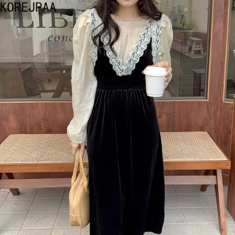 

Korejpaa Korea Retro Women Suit Autumn O-neck Puff Sleeve Shirt Elegant Lace Hook Flowers Velvet Strap Dress Outwear 2 Piece Set