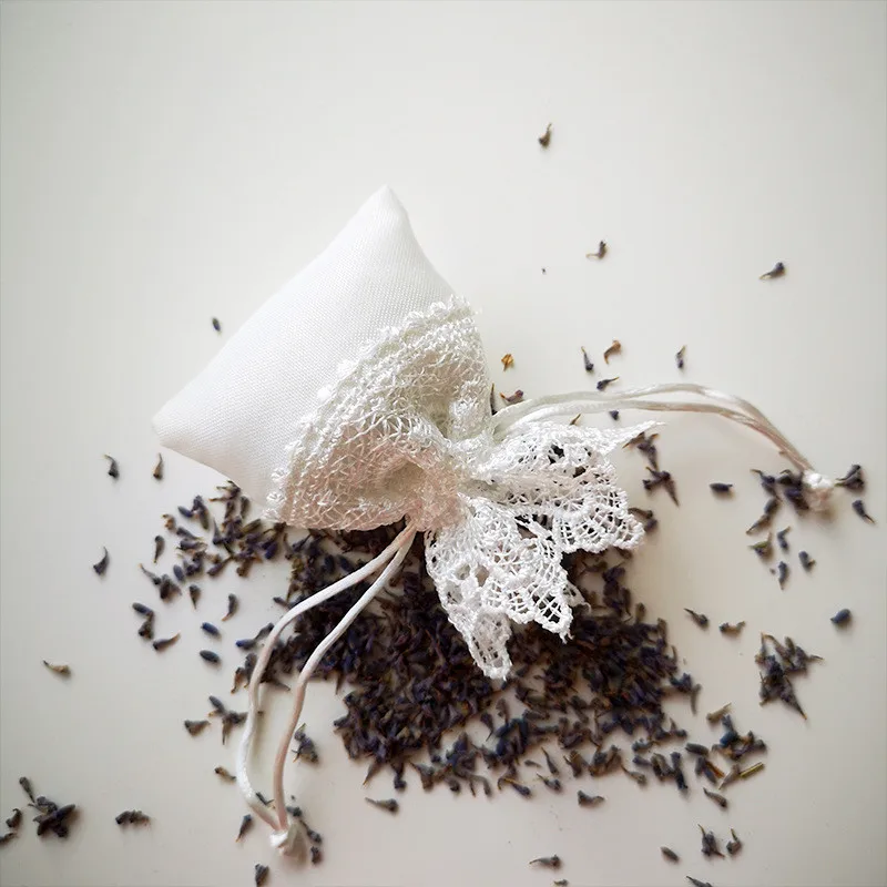 Мешочки из органзы на шнурке для ювелирных украшений белые и бежевые пакеты