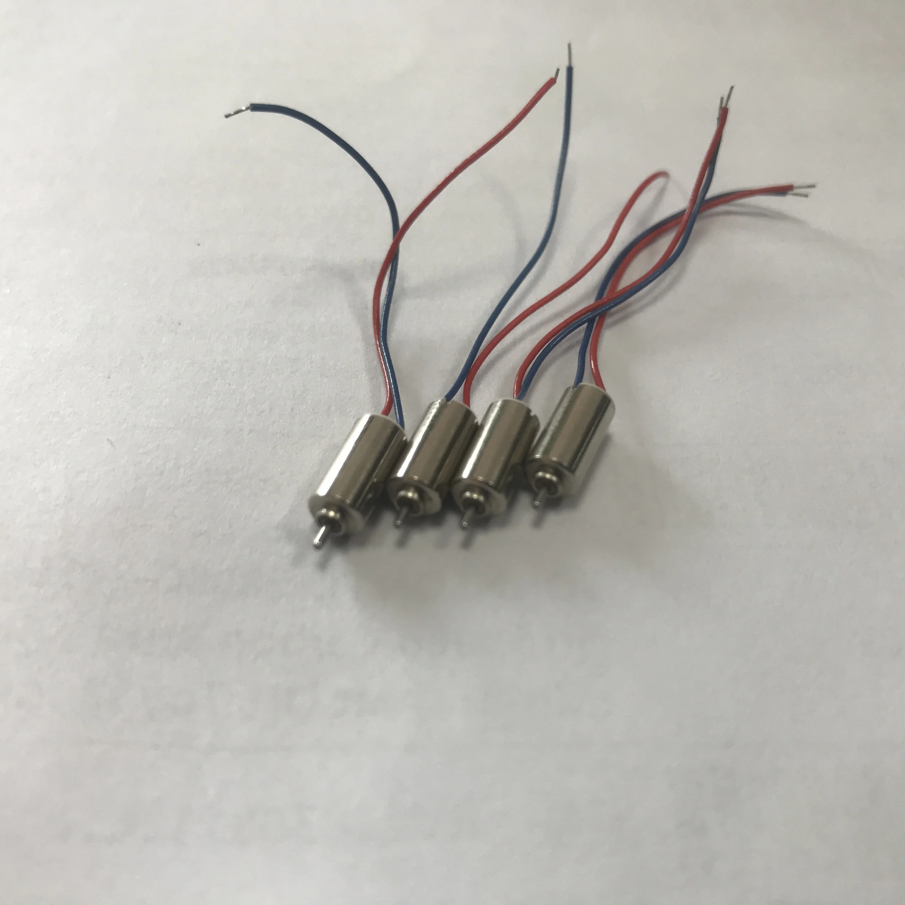 4PCS 4mm*8mm DC 1.5V-3V 28000RPM High Speed Mini 0408 Coreless Tiny Micro Motor Engine for RC Drone Toy Quadcopter DIY