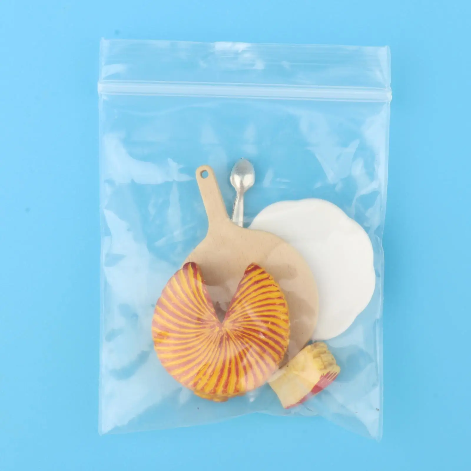 

1:6 Dollhouse Miniature Food with Cutlery Miniature Play Food Cakes Food