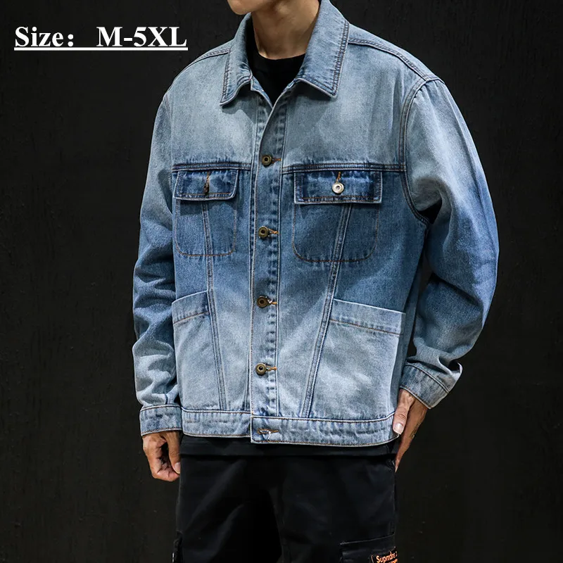 

2020 new fashion men's gradient blue solid color denim jacket, sewn large pockets, large size 5XL street Cargo jeans jacket coat