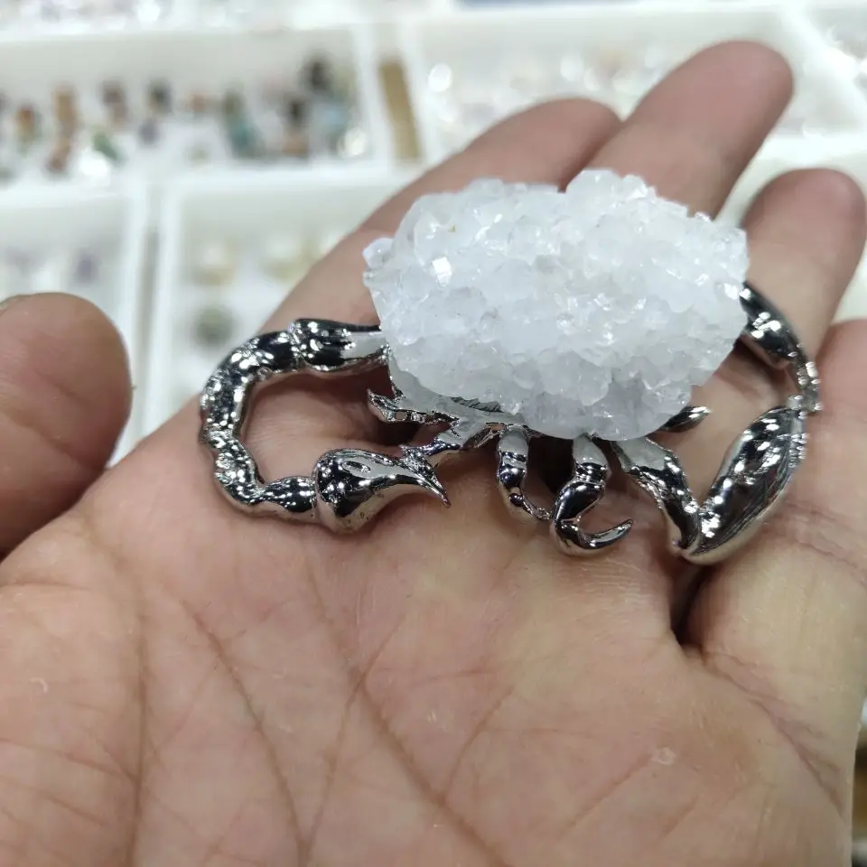 

1pcs Natural White Quartz Cluster Scorpion Decoration Gift