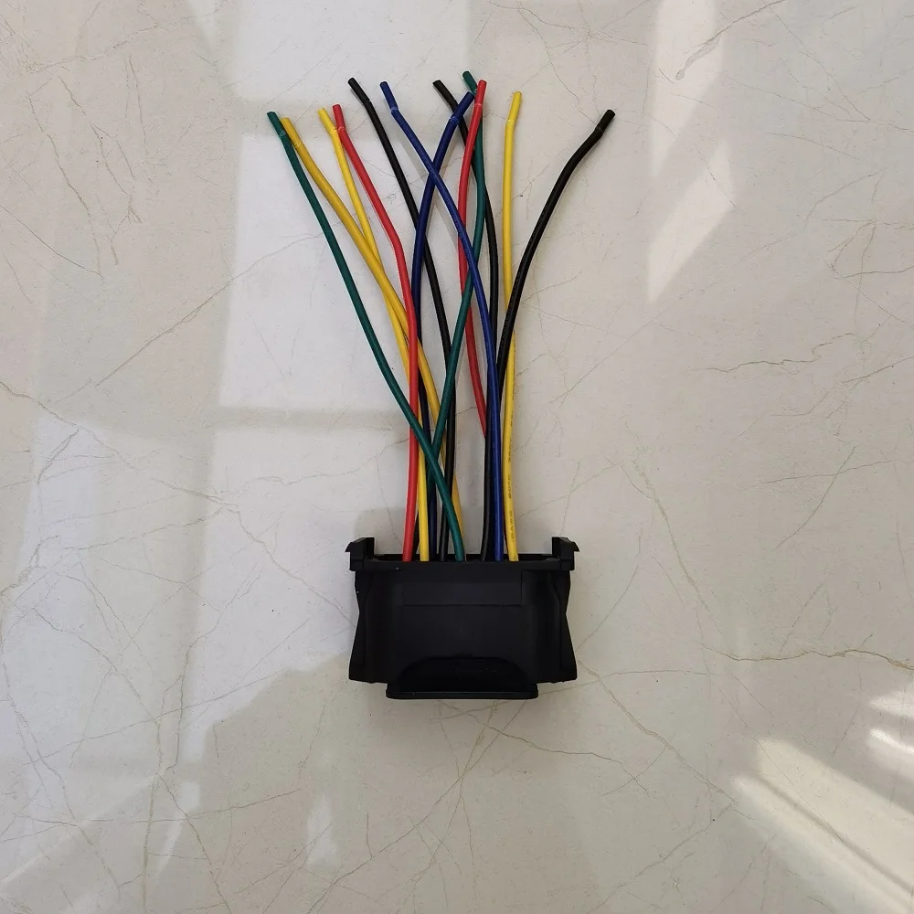 

1/5/10Pcs/lot 12Pin Female Car headlight plug connector with wire for BMW X1 E90 E92 F18 F52 320/325