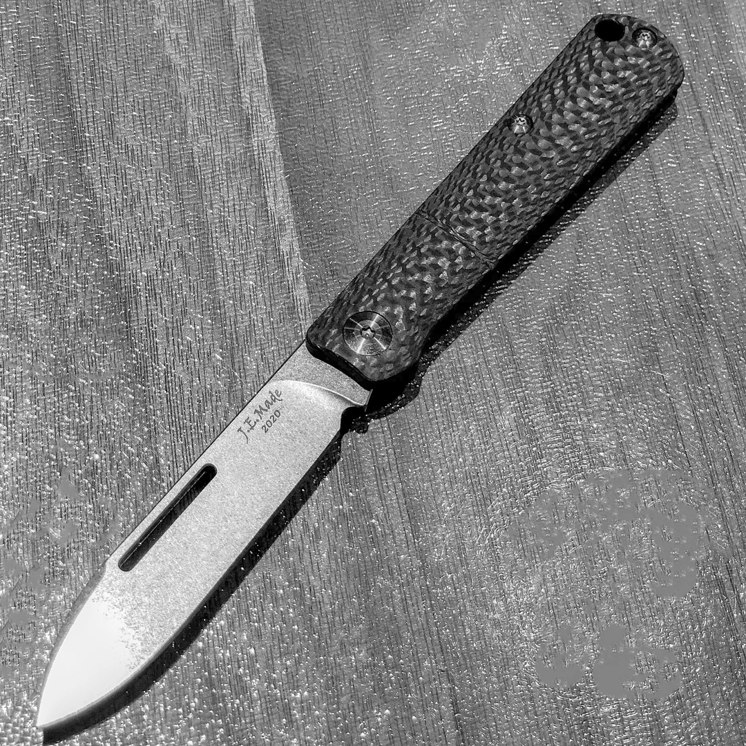 

Lockless Folding Knife Outdoor Portable EDCS35Vn Carbon Fiber / Titanium Handle