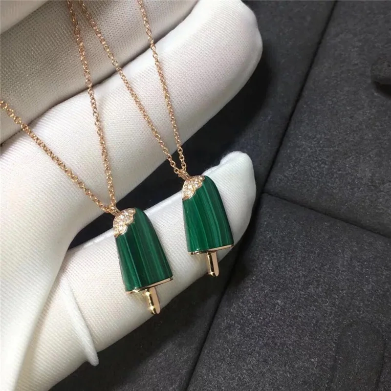 

New Titanium Steel Ice Cream Necklace Women's Creative Fashion Temperament Malachite White Fritillary Short Clavicle Chain Women