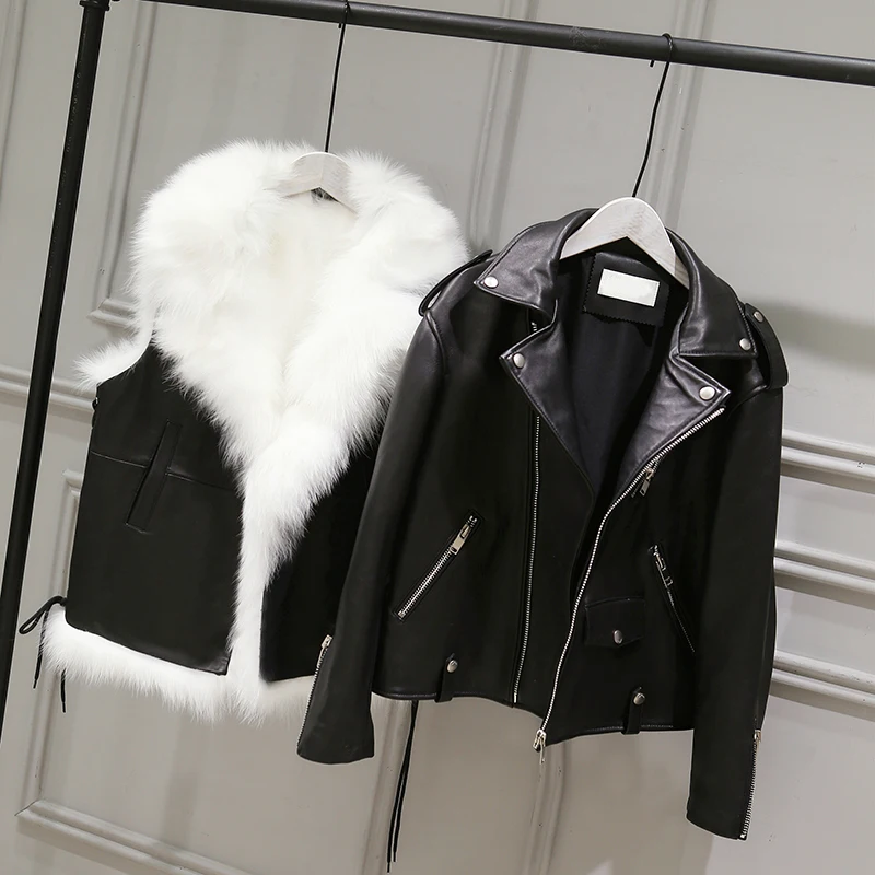 

Женская короткая мотоциклетная куртка, черная теплая байкерская куртка из искусственной кожи со съемным меховым воротником, верхняя одежд...