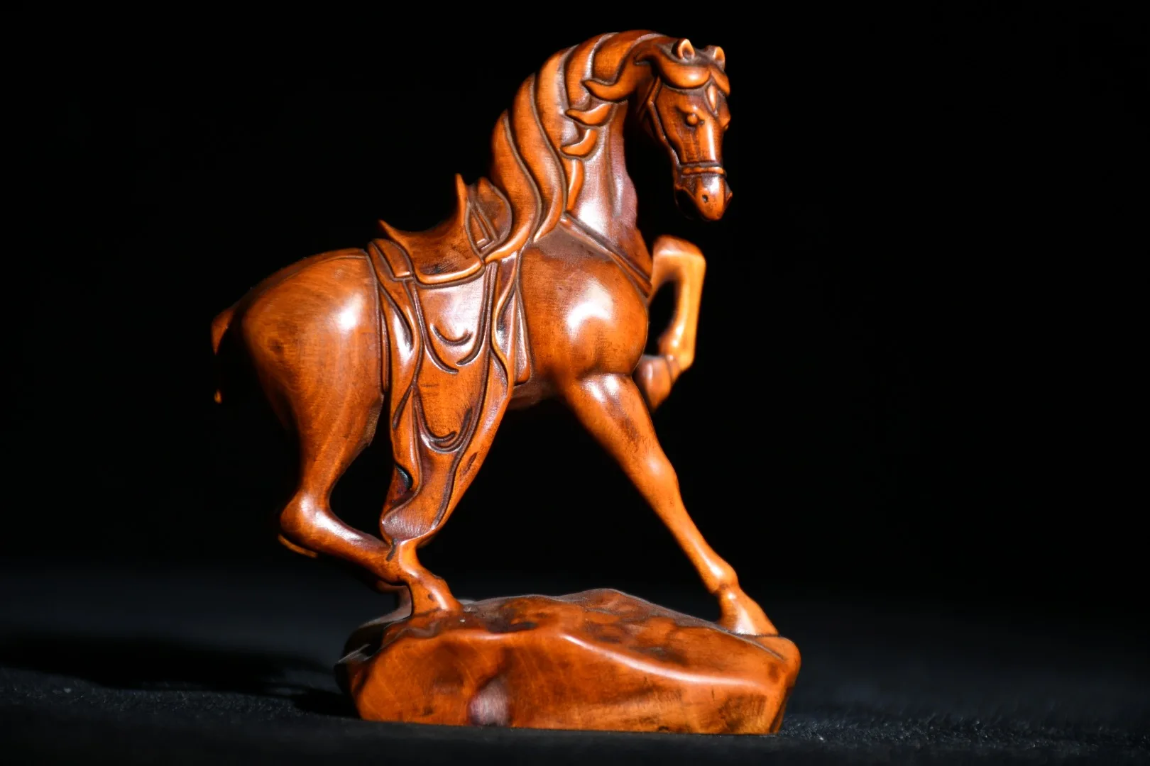 

4"Tibetan Temple Collection Boxwood Hand-carved Chinese Zodiac Horse Statue Success Ornaments Town House Exorcism