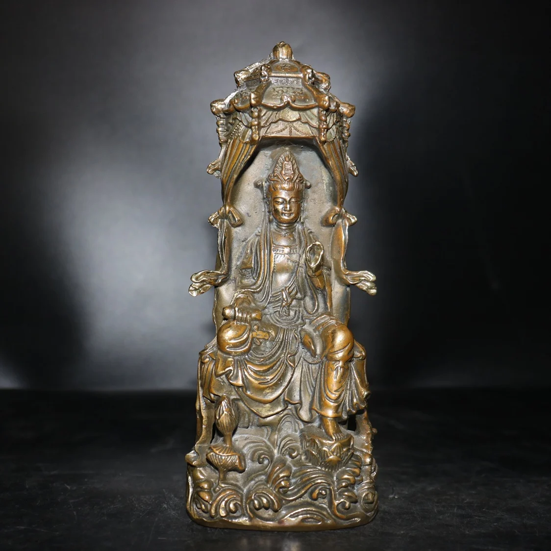 

Pure copper Guanyin Bodhisattva, Exquisite Guanyin Bodhisattva Buddha ornaments Town house ward off evil spirits