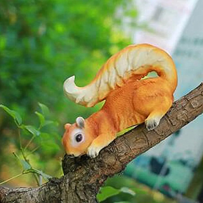 

OUTDOOR GARDEN LANDSCAPE SCULPTURE RESIN CRAFTS HOME LIVING ROOM WALL HANGING DECORATION SIMULATION SQUIRREL ORNAMENTS M1702