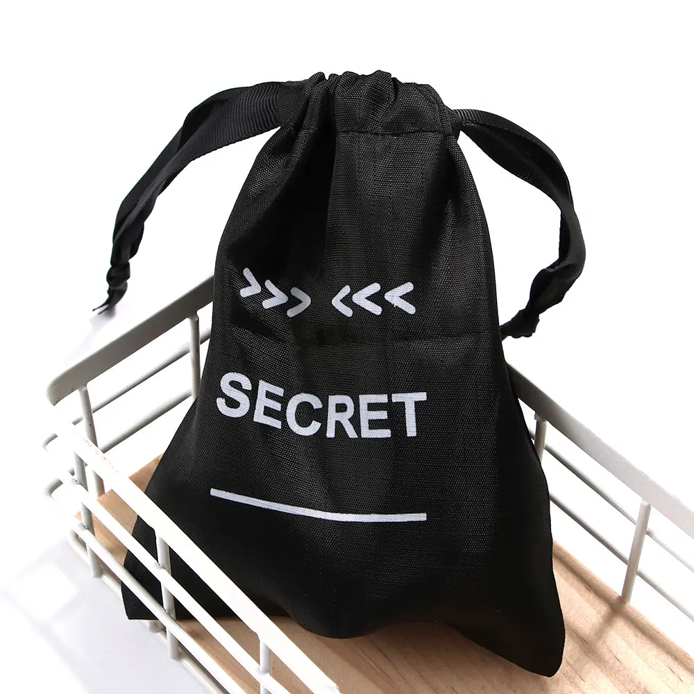 Милая нейлоновая сумка для гигиенических прокладок Портативная Черная сумочка