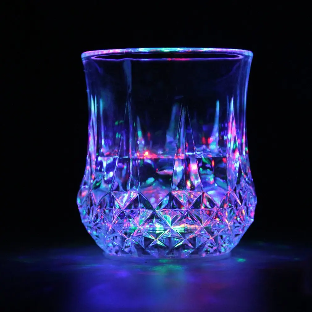 Dropshipping LED Flashing Glowing Water Liquid Activated Light-up Wine Beer Glass Cup Mug Luminous Party Bar Drink Wholesale | Лампы и